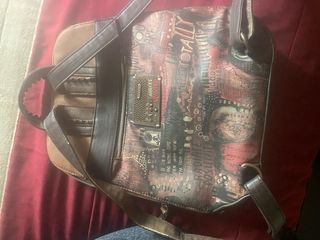 Mochila Anekke Marrón y Dorada