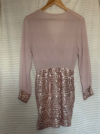 Vestido dorado y rosa con lentejuelas