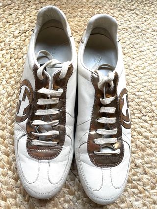 Zapatillas Gucci Beige y Doradas