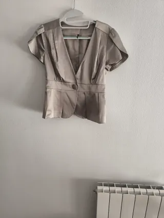 Chaqueta Naf Naf beige