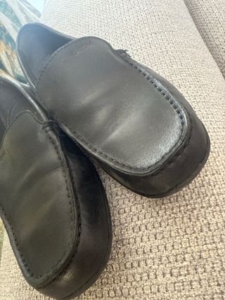 Zapatos Geox niño talla 35 negros. casi nueve 