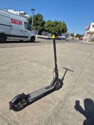 Patinete Eléctrico Xiaomi Essential Negro. Nuevo