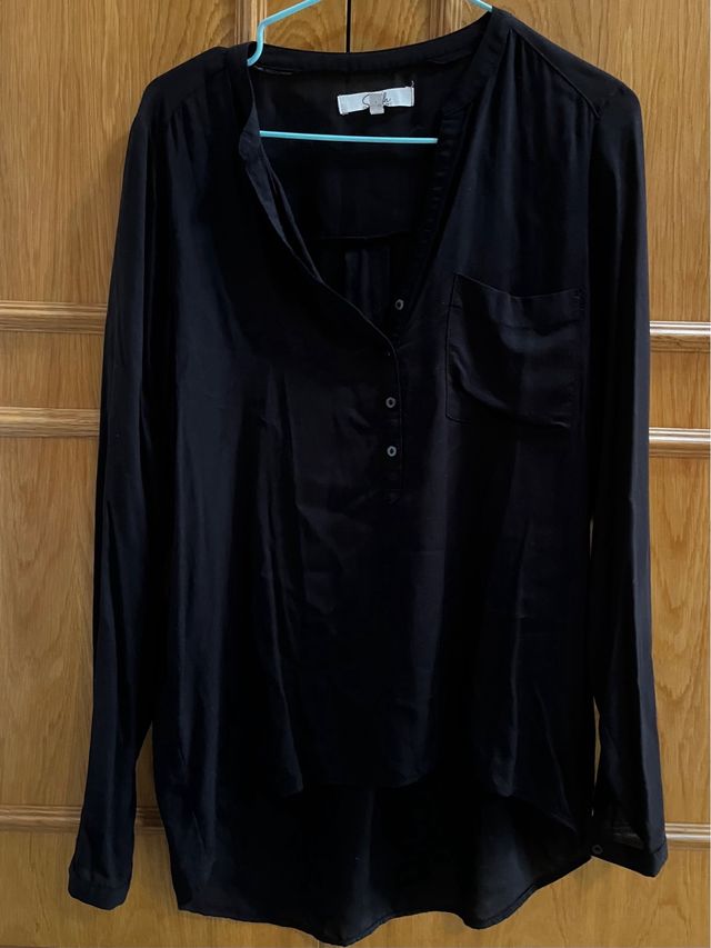 Blusa negra manga larga