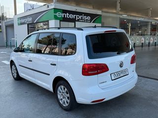 Volkswagen Touran 2011