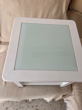 Mesa auxiliar cristal y madera