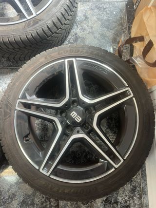 Llantas mercedes Amg y Ruedas Goodyear
