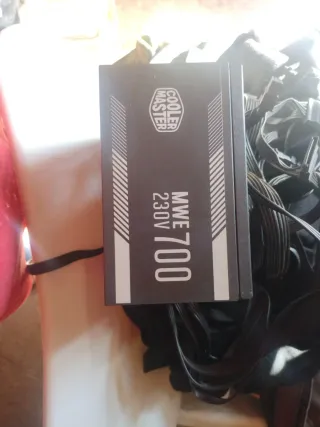 Fuente Alimentación Cooler Master MWE 700