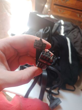 Fuente Alimentación Cooler Master MWE 700