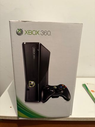 Xbox 360 Negra 250GB Caja y Manuales