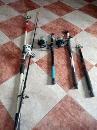 4 Cañas de Pescar - Lote Completo