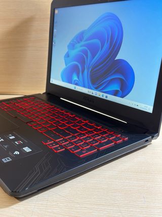 Asus TUF Gaming FX504 i7 / 16Gb / 512Gb / 6Gb