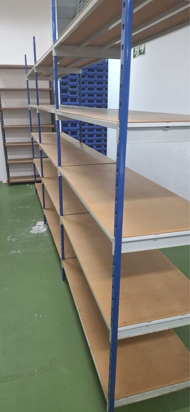 Cubetas de almacenaje azul