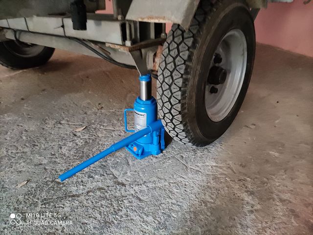 Gato Hidráulico Botella 10 Toneladas