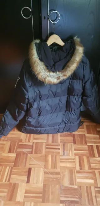 Chaqueta Geographical Norway Negra .Usado una vez.