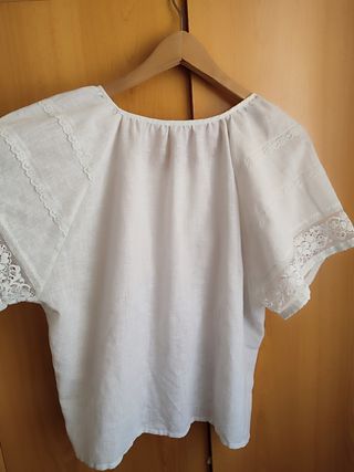 Camisa boho romántica bordada blanca
