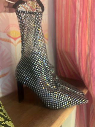 Botas brillantes red semitransparente