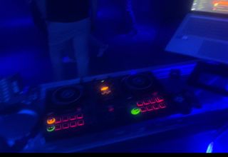 Controlador DJ Pioneer DDJ-200