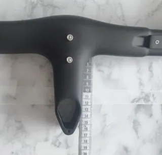 Manillar de carbono para bicicleta