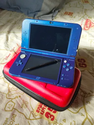 New Nintendo 3DS XL (IPS) + Accesorios