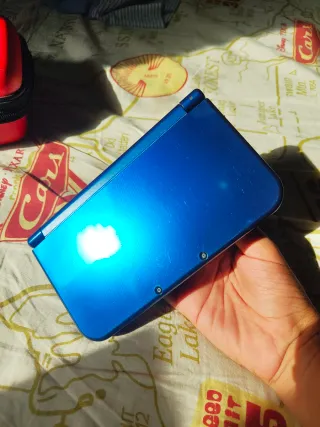 New Nintendo 3DS XL (IPS) + Accesorios
