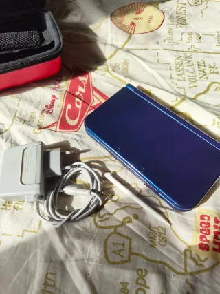 New Nintendo 3DS XL (IPS) + Accesorios