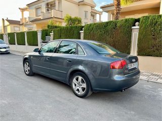 Audi A4 2.0 TDI quattro 140cv klm 297000