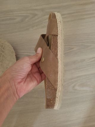 BAYTON Sandalias Beige/Marrón Talla 40 - Nuevas