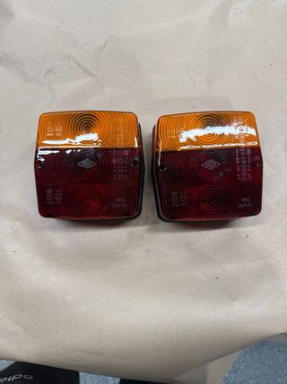 Pilotos Rinder para remolque nuevos 