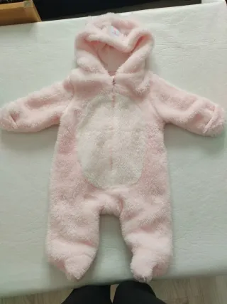 REGALO Mono Pijama peluche rosa 0-3 meses