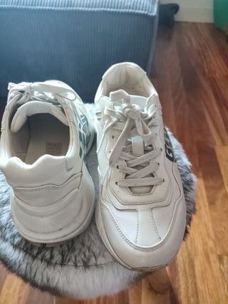 Zapatillas Gucci Eschatology 1921 Blancas