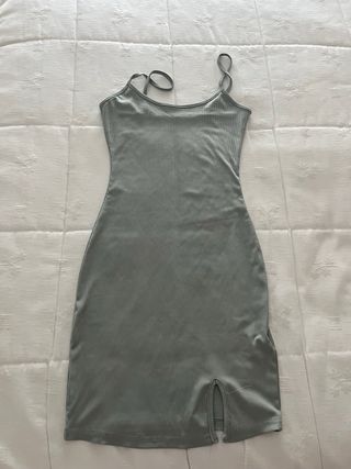 Pack 4 tops/blusas y 1 vestido