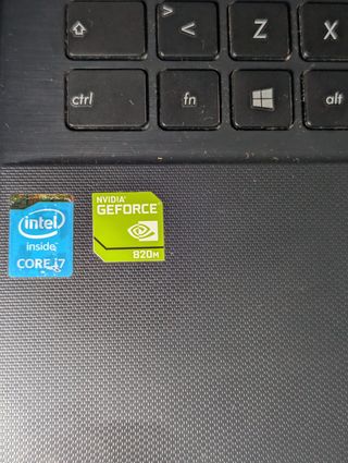 Portátil Asus i7 4ta Gen 8GB RAM 500GB W10