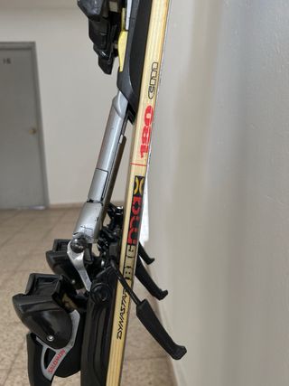 Esquís Dynastar MAX amarillos