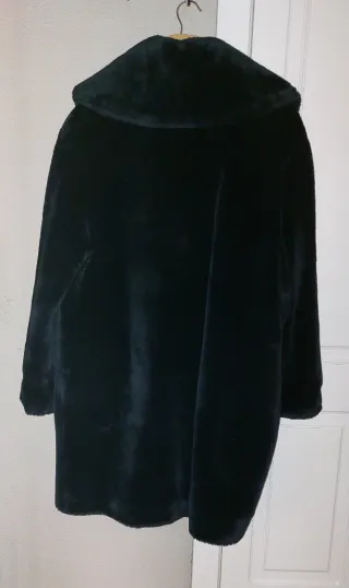 Abrigo pelo sintético mujer color negro