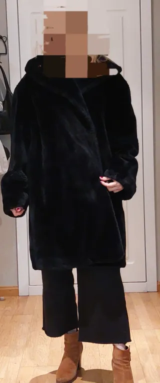 Abrigo pelo sintético mujer color negro