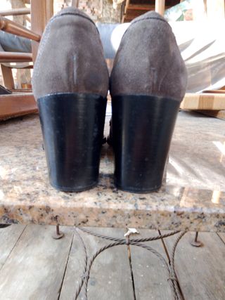 Scarpe Festa grigie scamosciate indossate solo 2 v