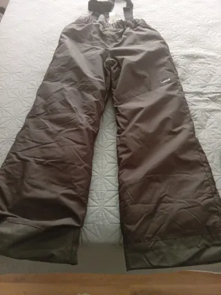 Pantalón de nieve con tirantes, negro. talla 14