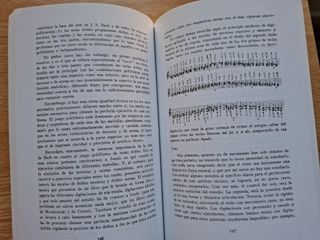 EL PIANO (MANUALES MUSICALES)