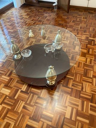 Mesa de centro cristal y metal dorada