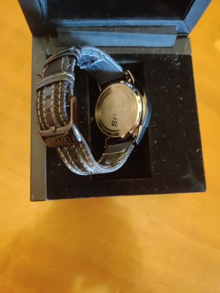 Reloj Lotus Negro y Azul