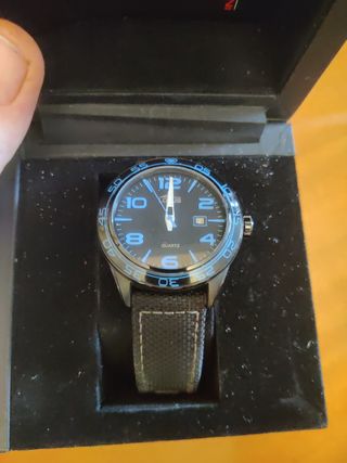 Reloj Lotus Negro y Azul