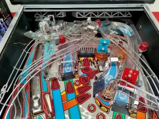 Pinball Demolition Man