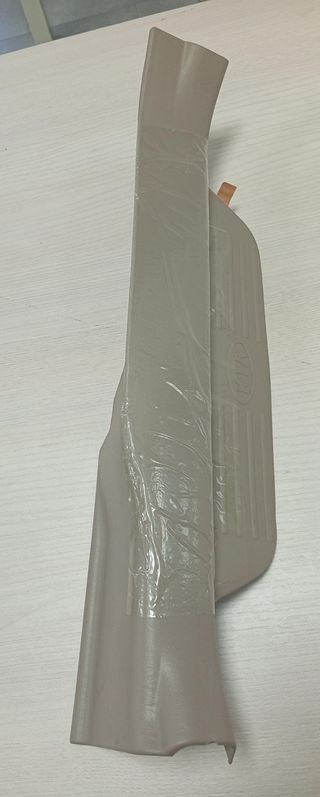 Moldura Talonera Tras Izda K2C068740N66