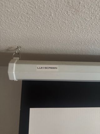 Pantalla Proyector 72 Blanca y Negra