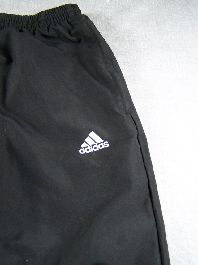 Pantalones Adidas Y2K bordados