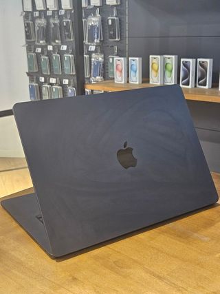 MACBOOK AIR 15" M2 1TB NEGRO 16 RAM - 61 CICLOS