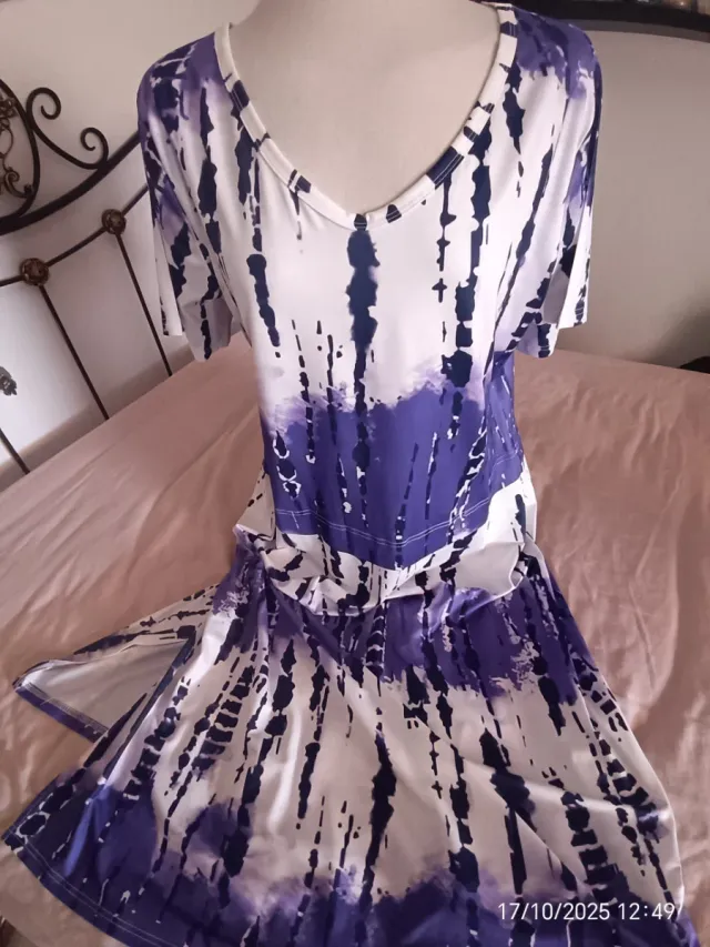 Vestido Verano Estampado Morado y Blanco