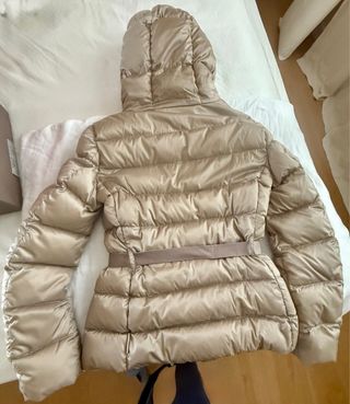 Anorak Moncler modelo Tattie.