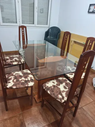 Mesa Comedor Cristal y 6 Sillas