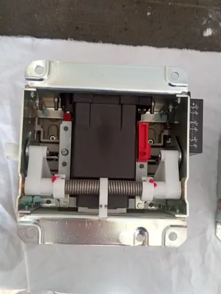 Contactores Trifásicos Lovato 380v 8Kw 160A